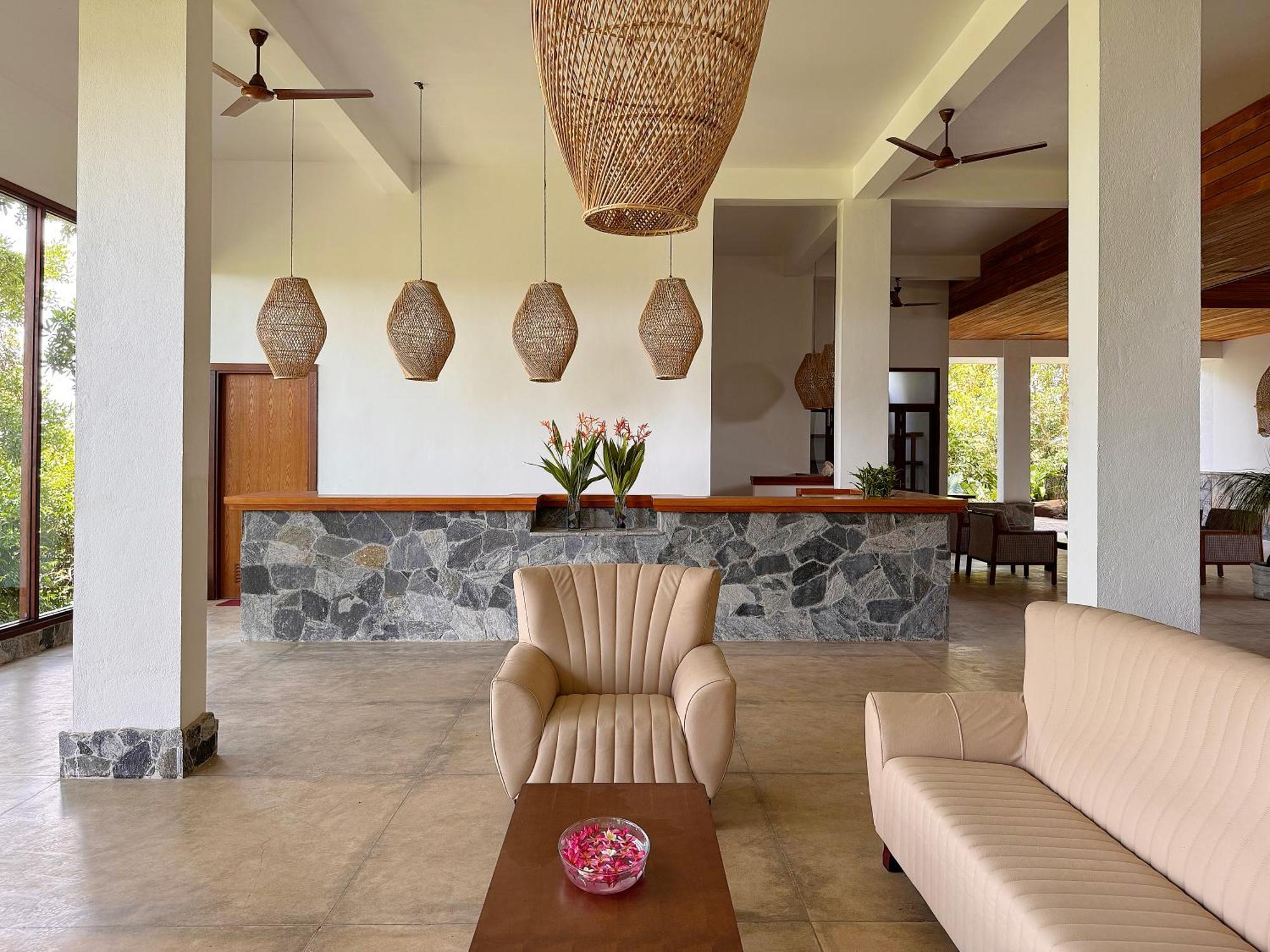 Coastline Mirissa Boutique Hotel And Spa Exterior photo
