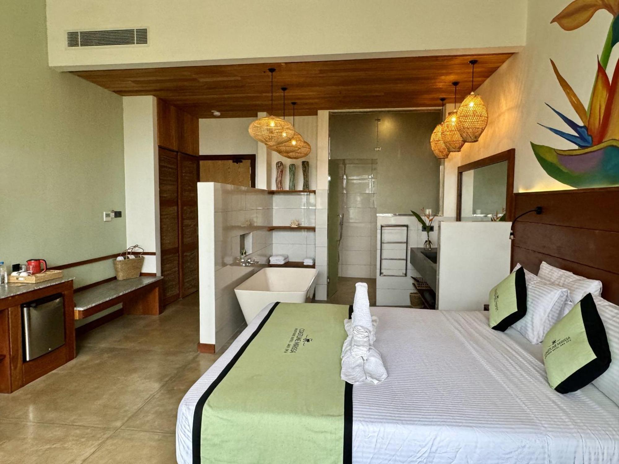 Coastline Mirissa Boutique Hotel And Spa Room photo