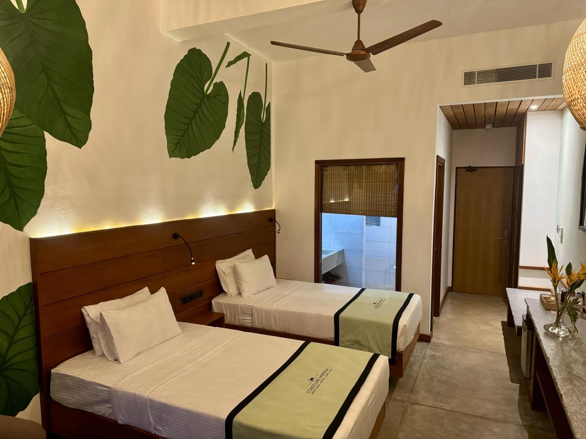 Coastline Mirissa Boutique Hotel And Spa Room photo