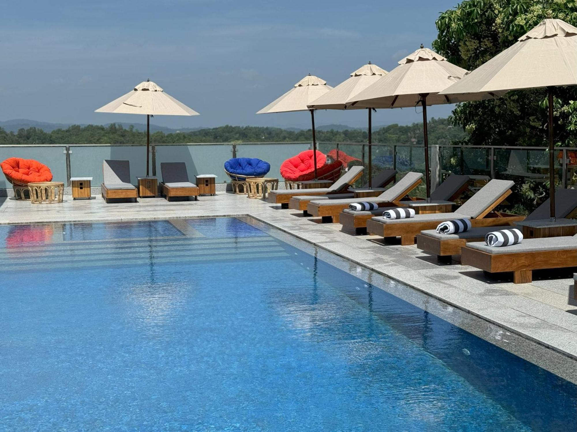 Coastline Mirissa Boutique Hotel And Spa Exterior photo